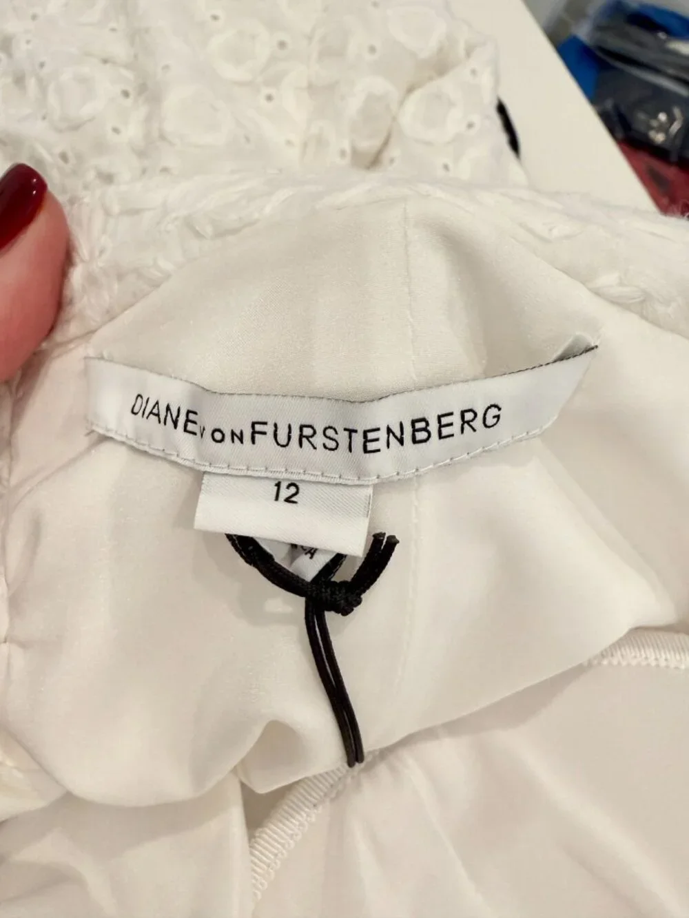 DIANE VON FURSTENBERG Sahara Ring White Eyelet Graduation NWT - Size 12